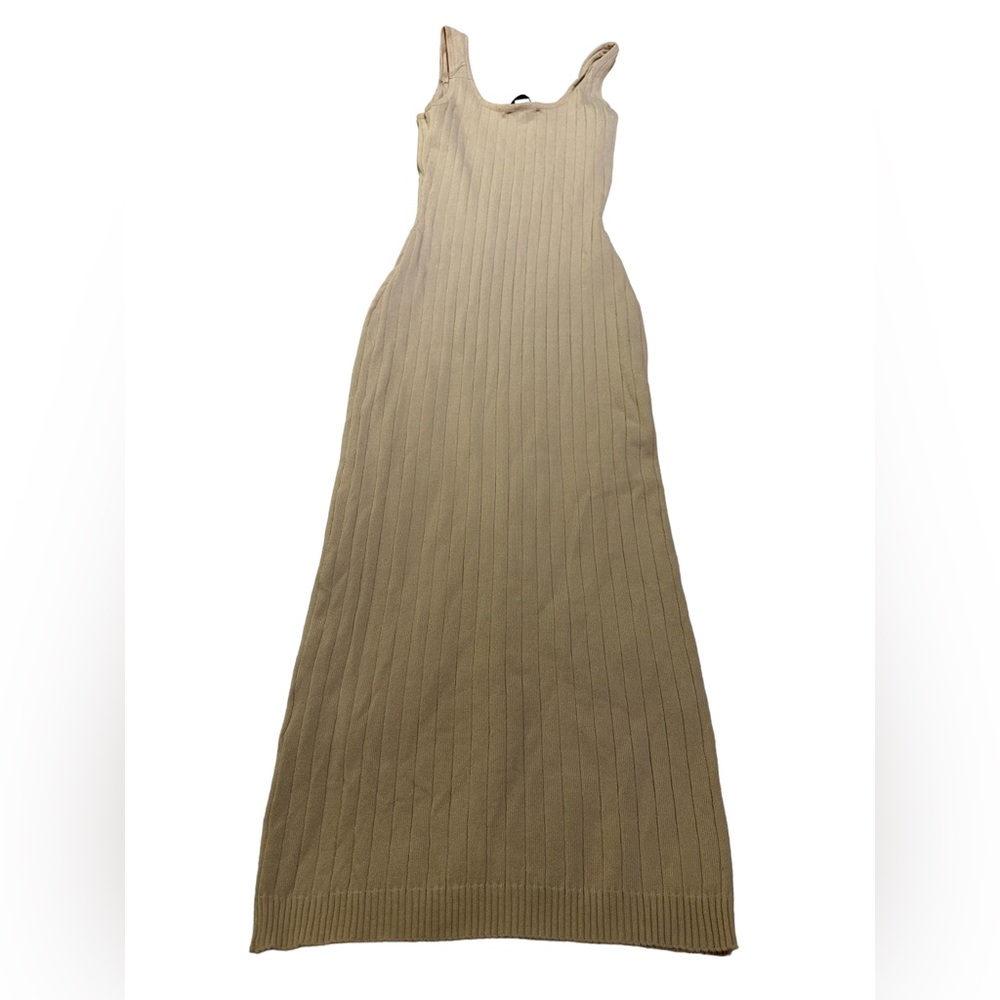 Nanamac’s Long Body Con tapered Dress Nude Small